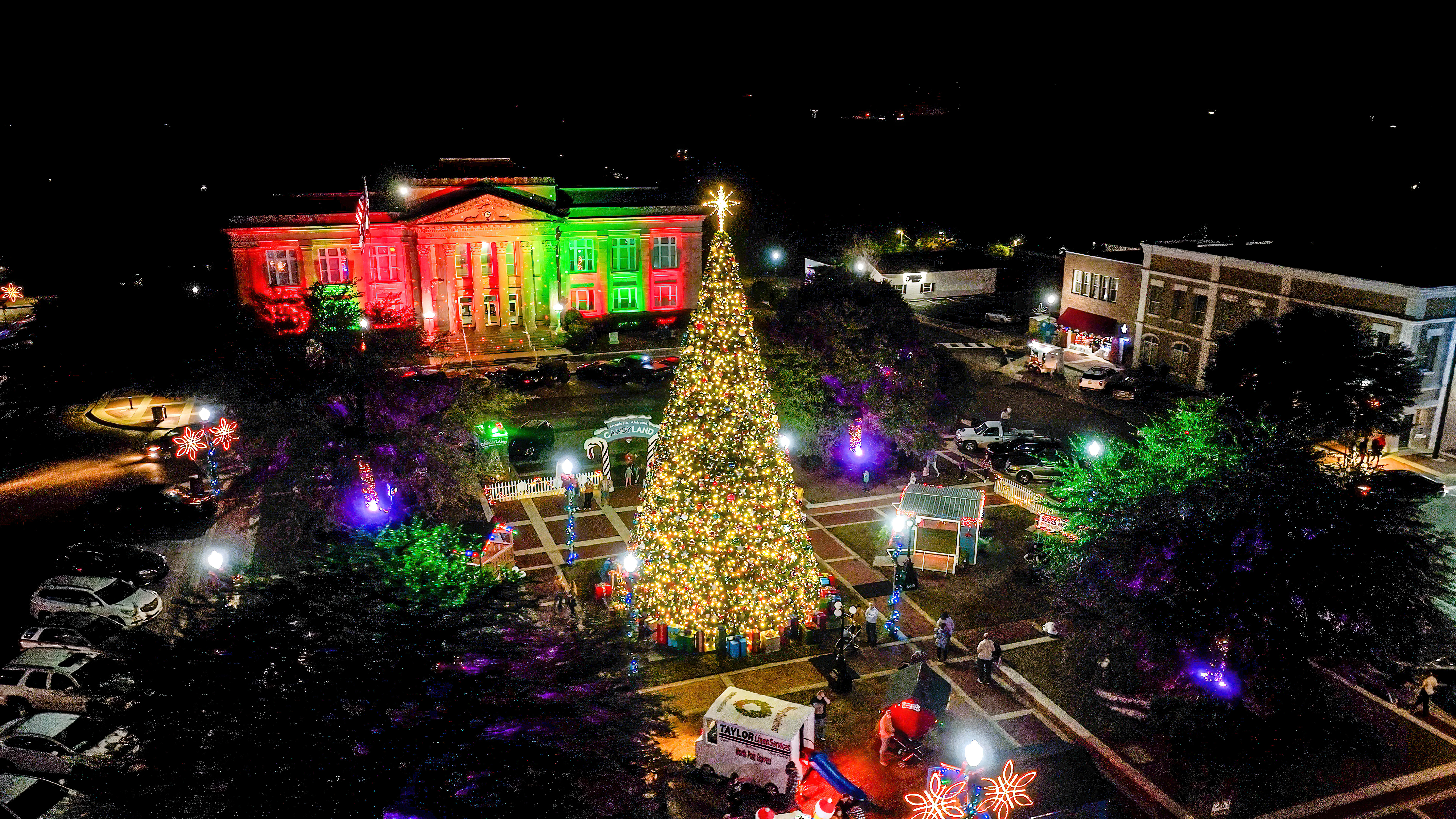 Christmas in Andalusia, Alabama — Holiday Lights & Traditions