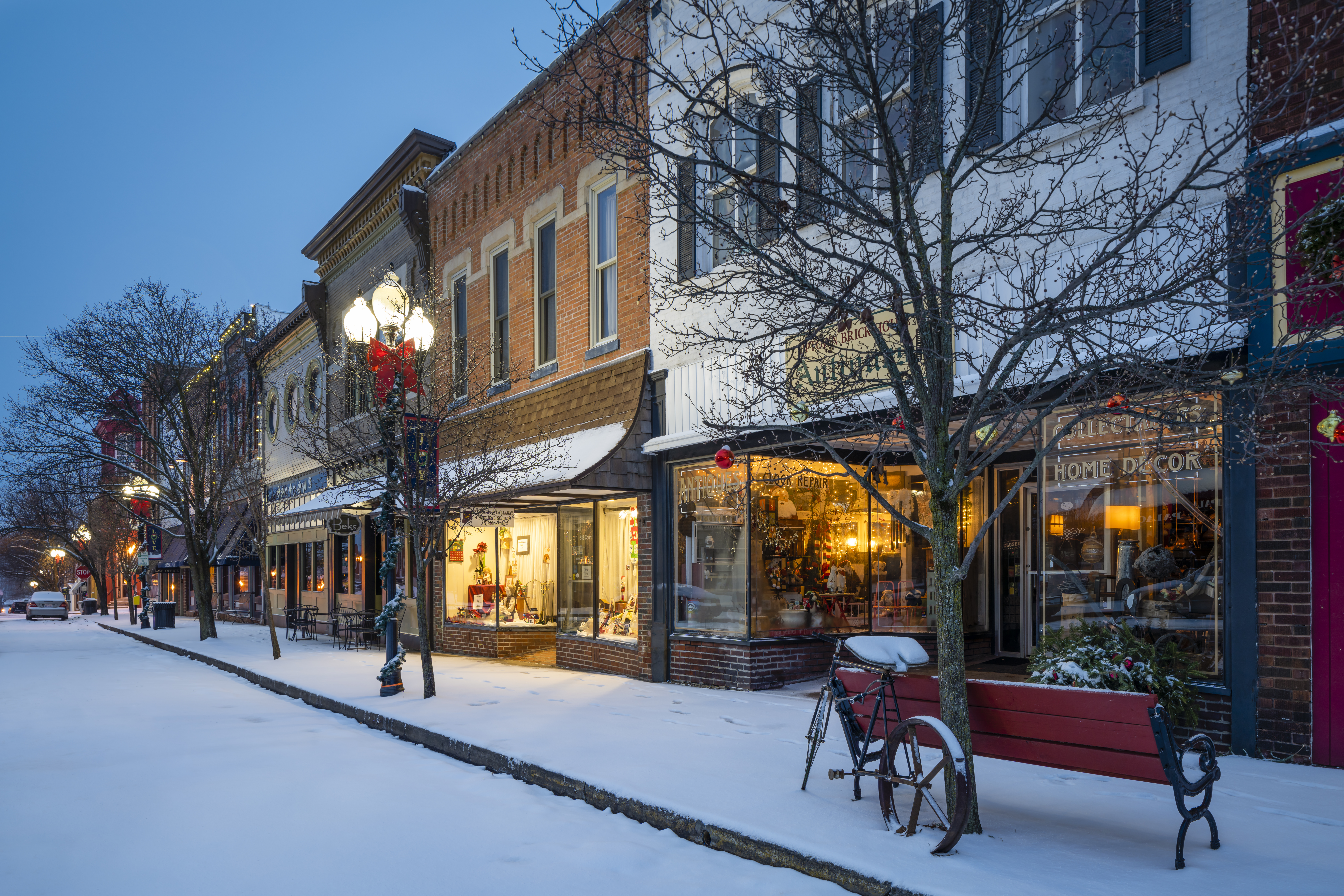 Brick District A7R4897fin Notley Hawkins Rebekah Mauschbaugh