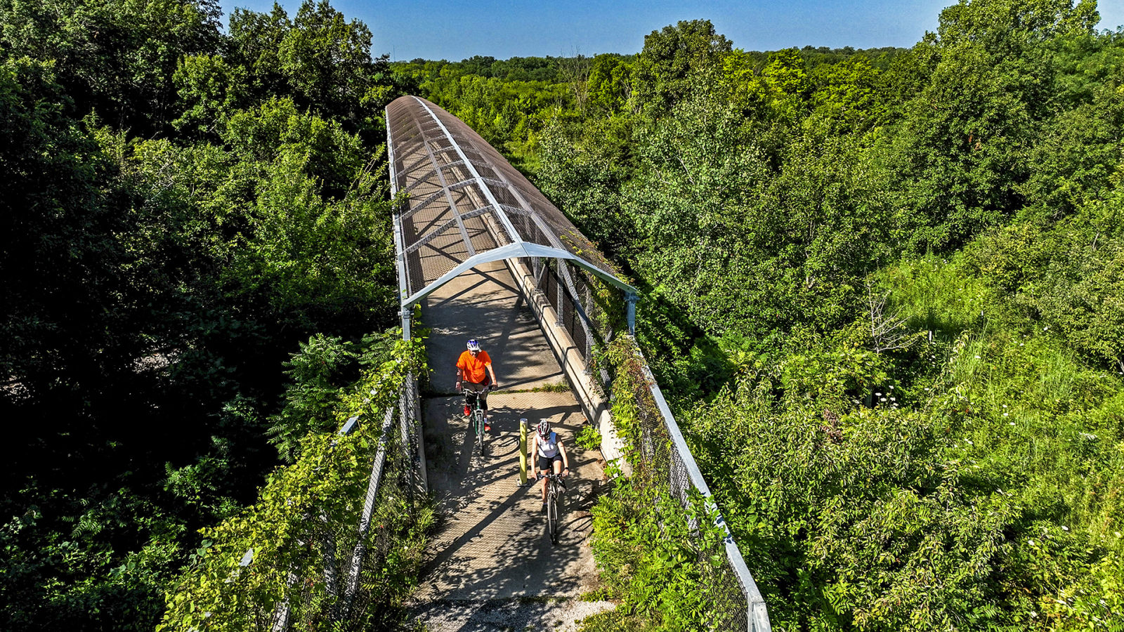 Fairfield, Iowa — 16-Mile Loop Trail, Art, International Flavors & History