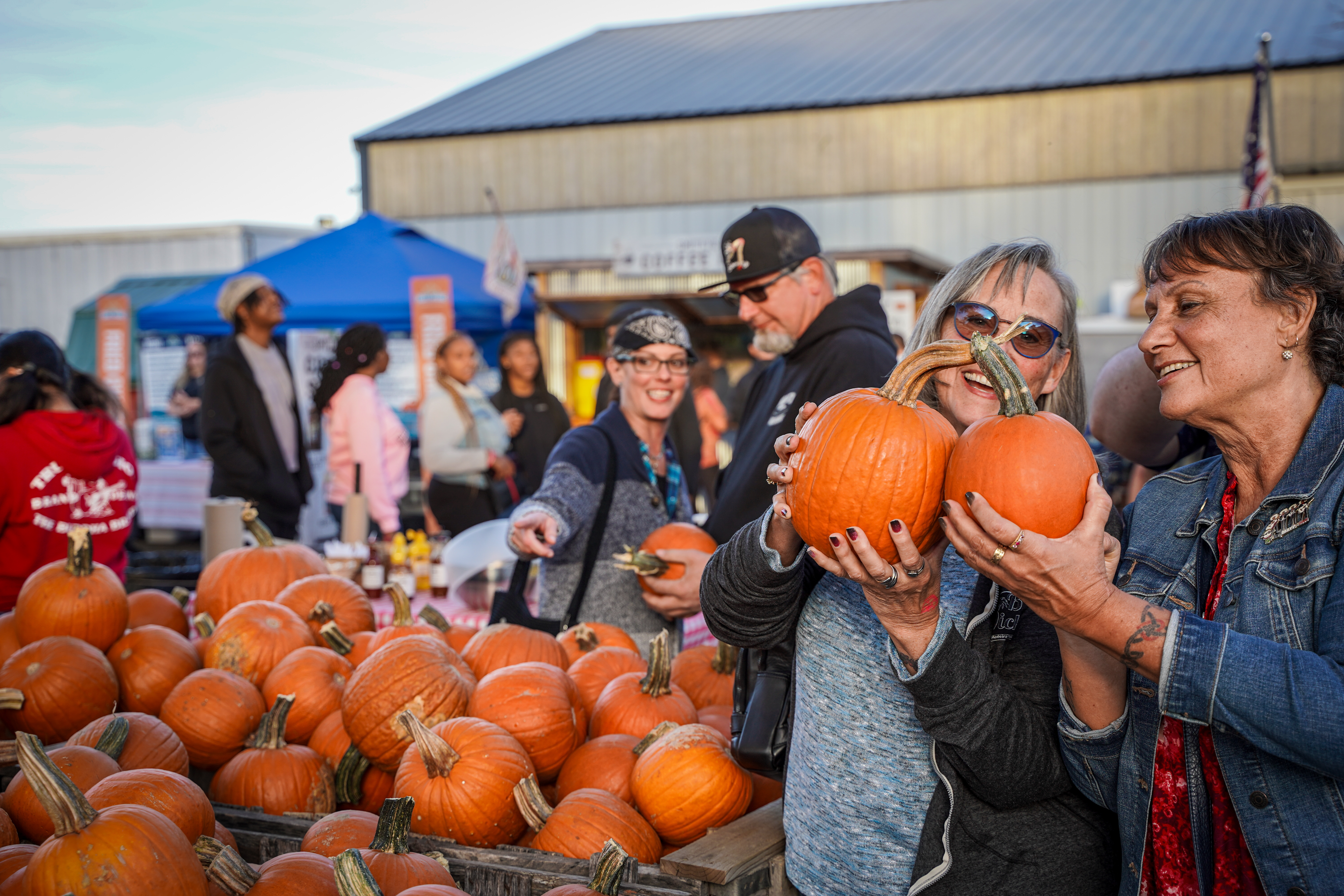 Kenosha, Wisconsin — Fall Foliage, Lake Michigan Shoreline & Winter Fun