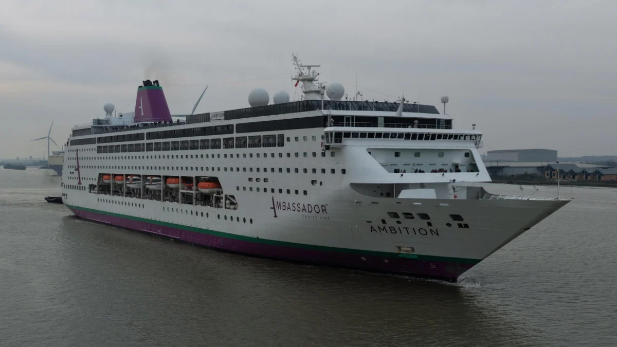 Storms Austen and Boelo Force Ambassador Ship to Swap Five Norway Ports